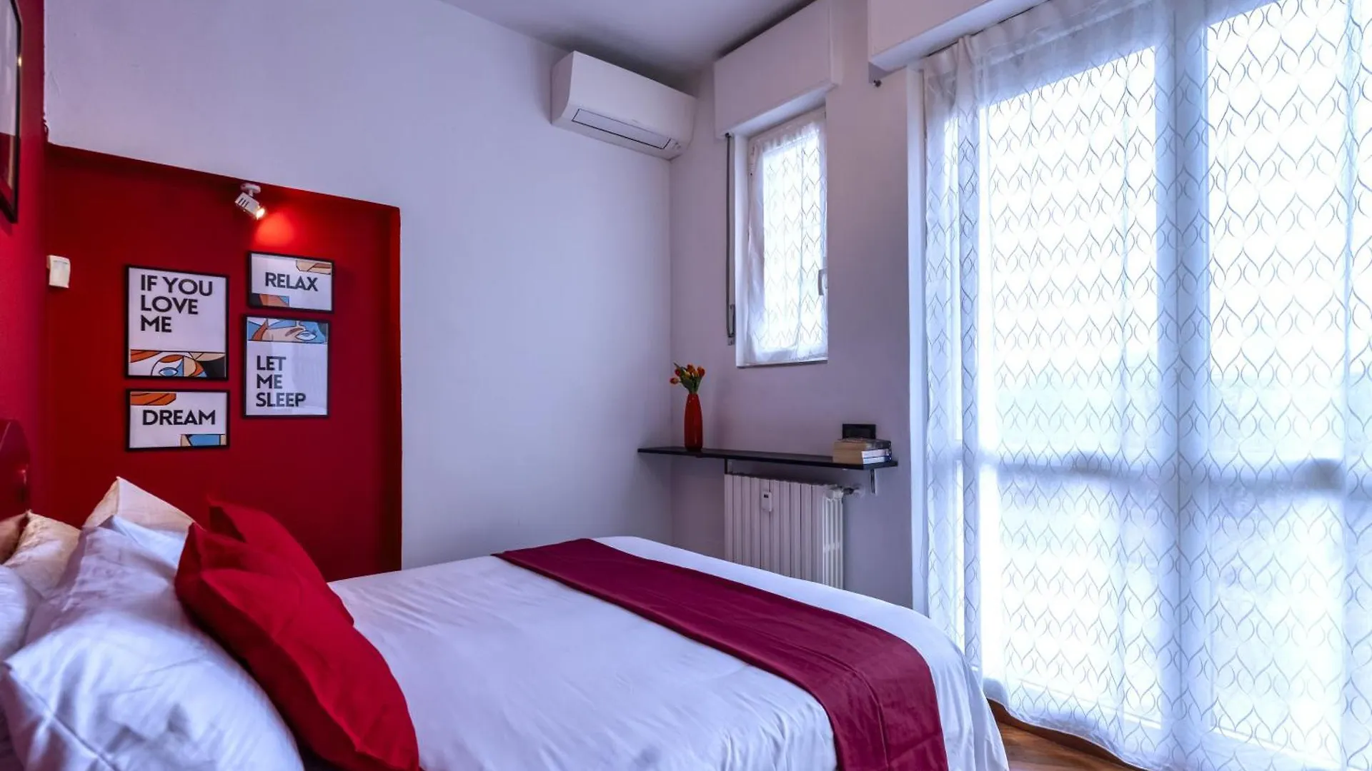 Apartamento Vista Duomo Attico In Centro • Metro A 2 Minuti Milán